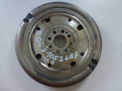 Маховик. Volkswagen Passat, 3C2, 3C5 Volkswagen Passat CC, 357 Volkswagen Golf, 5K1 Audi A5 Audi S3, 8P1, 8PA Audi A3, 8P1, 8P7, 8PA Двигатели: AXX, A...