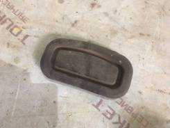 Пыльник кпп. Lexus: IS300, IS200, GS430, SC300, SC400, GS300, GS400 Toyota: Crown, Aristo, Verossa, Altezza, Mark II Wagon Blit, Caldina, Origin, Supr...