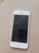 Apple iPhone 5. Б/у, 16 Гб, Белый, Серебристый