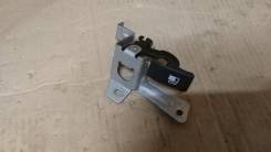Ручка открывания бензобака. Subaru Forester, SG5, SG6, SG69, SG9, SG9L Двигатели: EJ20, EJ201, EJ204, EJ205, EJ25, EJ251, EJ253, EJ255