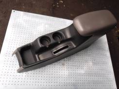 Подлокотник Mazda Tribute