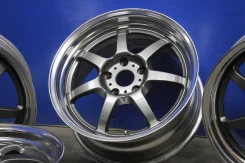 Gialla. 7.5/8.0x17", 5x114.3, ET48/42 ����