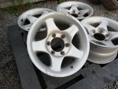Bridgestone NR-595. 8.0x15", 6x139.7, ET10, �� 110���. ����