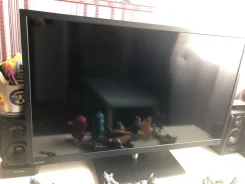 Toshiba. LCD (��) ����