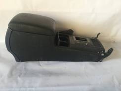 Консоль центральная. Toyota Land Cruiser, GRJ200, J200, URJ200, UZJ200, UZJ200W, VDJ200, URJ202, URJ202W Двигатели: 2UZFE, 3URFE, 1URFE, 1VDFTV, 1GRFE