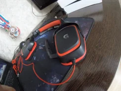 Logitech G230