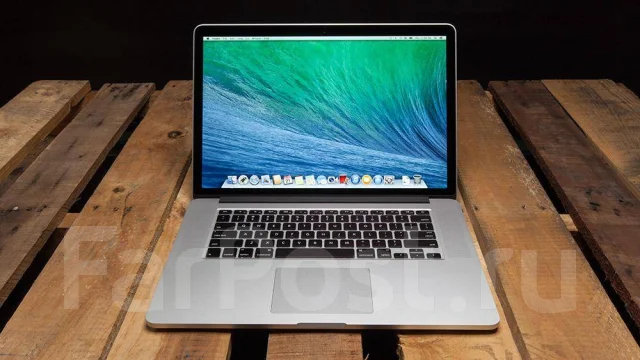Apple MacBook Pro 15. 15", 3,8����, ��� 8 ��, ���� 256���, WiFi: 1, Bluetooth: 1, ����������� �� 20��. ����