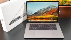 Apple MacBook Pro 15. 15", 3,8����, ��� 8 ��, ���� 256���, WiFi: 1, Bluetooth: 1, ����������� �� 20��. ����