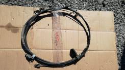 Тросик ручного тормоза. Mitsubishi L200 Mitsubishi Delica, P25V, P25W, P35W Двигатель 4D56