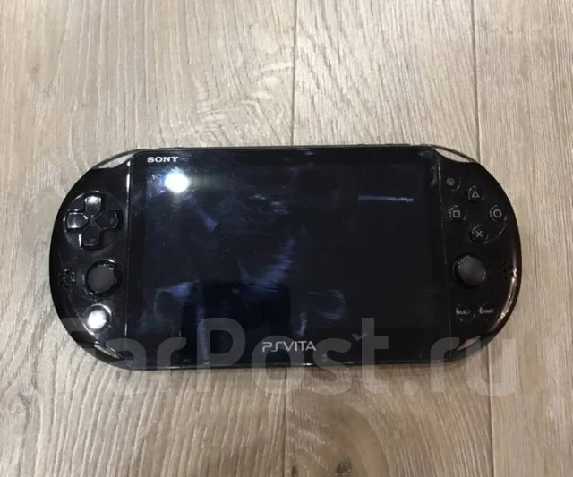 Sony PlayStation Vita ����