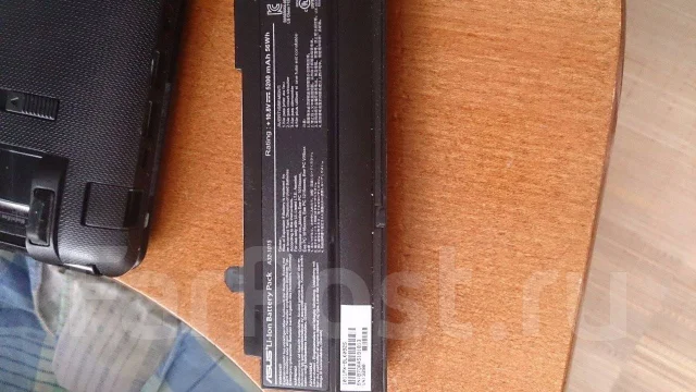 Asus Eee PC 1011PX. 10.1", 1 660����, ���� 320���, WiFi: 1, Bluetooth: 1, ����������� �� 11��. ����