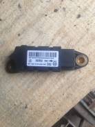 Датчик airbag. Mercedes-Benz E-Class, W211, S211 Двигатели: M272E35, M113E43, M273E55, M272E30, M271E18ML, M113E55ML, OM647DE27LA, OM648DE32LA, M272E2...
