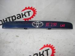 Декоративная планка багажник Toyota Carina