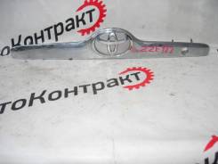 Декоративная планка багажник Toyota Corolla
