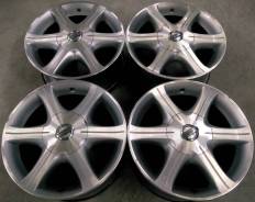 Nissan. 7.5x16", 5x114.30, ET40, ЦО 66,1 мм.