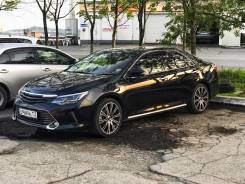 Toyota Camry. С водителем