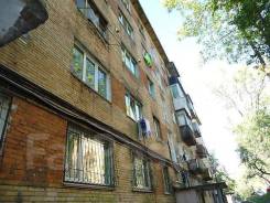 Комната, улица Адмирала Юмашева 22. Баляева, агентство, 19 кв. м. Дом снаружи