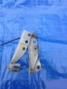 Крепление капота. Honda: Accord Aerodeck, Prelude, Accord, Odyssey, Saber, Inspire, Lagreat, MDX, Shuttle Acura MDX Двигатели: F20B3, F22B5, F20A4, F2...