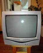 Akai. CRT (���) ����