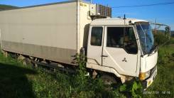 Mitsubishi Fuso. Митсубиси фусо, 3 000 куб. см., 5 000 кг.