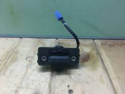Кнопка открывания багажника. Honda Accord, CL7, CL8, CL9 Двигатели: K20A, K20A6, K20Z2, K24A, K24A3, N22A1