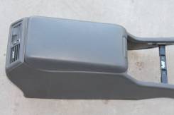 Подлокотник. Mercedes-Benz E-Class, W210
