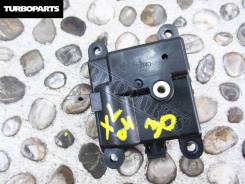 Сервопривод заслонок печки. Nissan X-Trail, NT30, PNT30, T30 Двигатели: QR20DE, QR25DE, SR20VET, YD22DDTI, YD22ETI