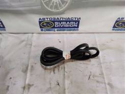Уплотнитель двери багажника. Subaru Forester, SG5, SG9, SG9L Двигатель EJ255