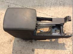 Подлокотник. Nissan Navara, D40 Двигатели: V9X, YD25DDTI