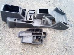 Консоль кпп. Mitsubishi Pajero, V46W, V46WG, V23C, V44WG, V21W, V34V, V24W, V26WG, V31V, V44W, V43W, V24WG, V24V, V25C, V14V, V26W, V26C, V33V, V45W...