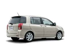Toyota Raum. Без водителя
