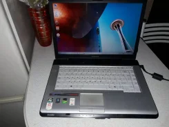 Toshiba Satellite A210. 15.4", 1,8����, ��� 1024 ��, ���� 80���, WiFi, Bluetooth ����