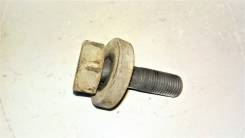 Болт коленвала. Nissan: Bluebird, Wingroad, Primera Camino, Serena, Primera, Avenir, Cube Cubic, Pulsar, Sunny, Almera, Micra C+C, Bluebird Sylphy, Cu...