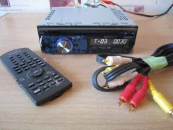 Pioneer Carrozzeria DVH-P560 ����
