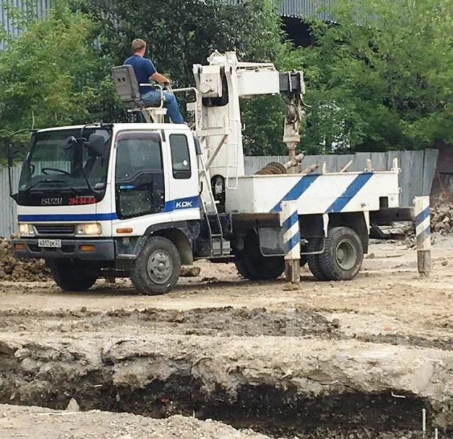 Услуги буровой машины