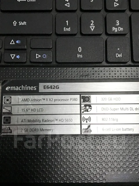 eMachines E642G. 15.6", 2,2����, ��� 3072 ��, ���� 120���, WiFi: 1 ����