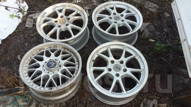Velox Glide. 7.0x16", 5x114.3, ET48. ��� ����� �� ������������ ����