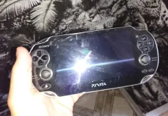 Sony PlayStation Vita ����