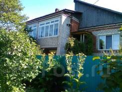 Продам 2-ух этажный коттедж с гаражом. Улица Солнечная 18, р-н с.Покровка, площадь дома 190 кв. м., централизованный водопровод, электричество 18 кВт...