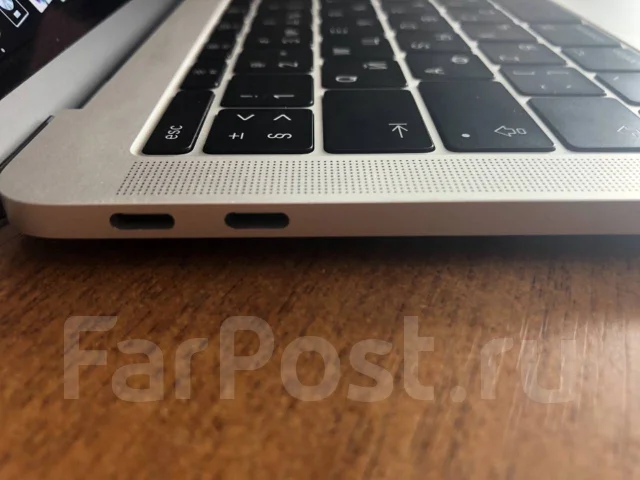 Apple MacBook Pro 13 2017 Mid. 13.3", ��� 8 ��, ���� 128���, WiFi: 1, Bluetooth: 1 ����