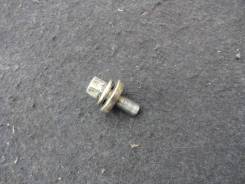 Болт коленвала. Honda: Jazz, Mobilio, Civic Hybrid, City, Airwave, Civic, Fit Aria, Insight, Mobilio Spike, Fit, Freed, Partner Двигатели: L12A1, L12A...