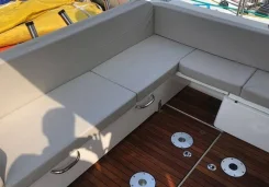 Quicksilver. 2014 ���, ����� 8,91��., ��������� ������������, 300��.�. ����