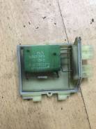Реостат печки. Volkswagen Passat Двигатели: 1F, 1H, 1Y, 1Z, 2E, 4A, 9A, AAA, AAM, AAZ, AB, ABA, ABF, ABL, ABN, ABS, ABV, ACX, ADY, ADZ, AEE, AEG, AEK...