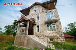 Продается уютный коттедж для большой семьи на Океанской. Улица Короленко 62, р-н Океанская, площадь дома 600 кв. м., скважина, электричество 15 кВт, о...