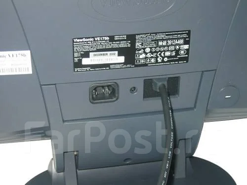ViewSonic. 17", ���������� �� (LCD, LED, QLED) ����