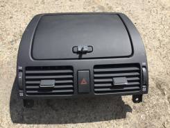 Решетка вентиляционная. Toyota Avensis, ADT251, AZT250, AZT250L, AZT250W, AZT251, AZT251L, AZT251W, AZT255, AZT255W, CDT250, ZZT251, ZZT251L Двигатели...
