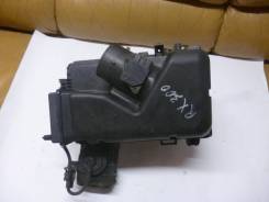 Корпус воздушного фильтра. Lexus RX330, MCU35 Lexus RX300, MCU35 Lexus RX350, MCU35 Lexus ES300, MCV30 Toyota Windom, MCV30 Toyota Harrier, MCU30, MCU...
