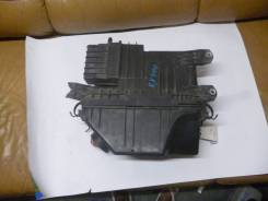 Корпус воздушного фильтра. Lexus: RX400h, RX330, IS200, GS350, GS430, ES300, ES330, GS400, IS300, RX350, IS250C, LS430, IS250, GS450h, GS460, GS300, R...