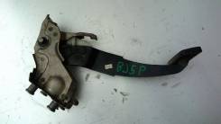 Педаль тормоза. Ford Laser, BJ3PF, BJ5PF, BJ5WF, BJ8WF, BJEPF Mazda Familia, BJ3P, BJ5P, BJ5W, BJ8W, BJEP, BJFP, BJFW, YR46U15, YR46U35, ZR16U65, ZR16...
