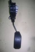 Педаль газа. Toyota Aurion, ACV40, AHV40, GSV40 Toyota Camry, ACV40, ACV41, ACV45, AHV40, GSV40 Toyota Highlander, GSU40, GSU40L, GSU45 Toyota Kluger...